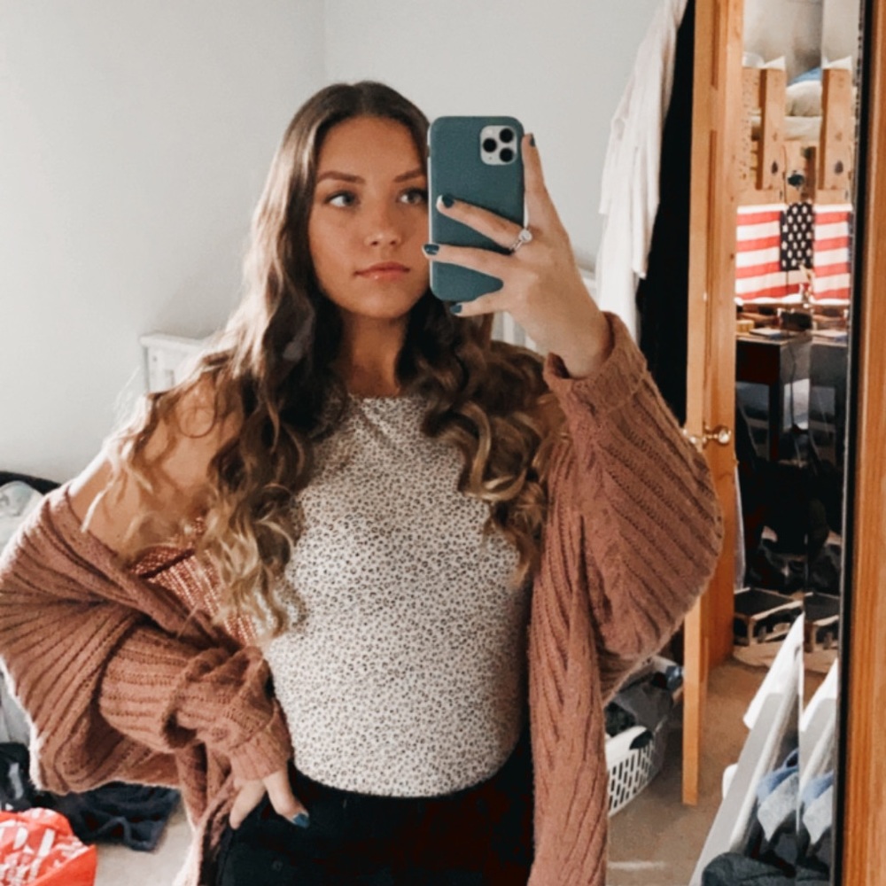 Meet your Posher, Mikayla